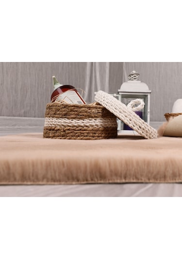 Tavşan Tüyü Dekoratif Ultra Yumuşak Post Peluş Kaymaz Halı Camel