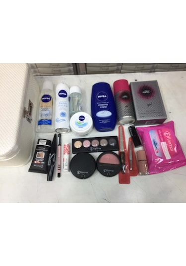 Flormar Nivea 21 Parça Şifreli Kutu Makyaj Set