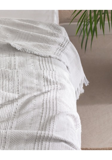 Madame Coco Lucille Çift Kişilik Yatak Örtüsü Gri