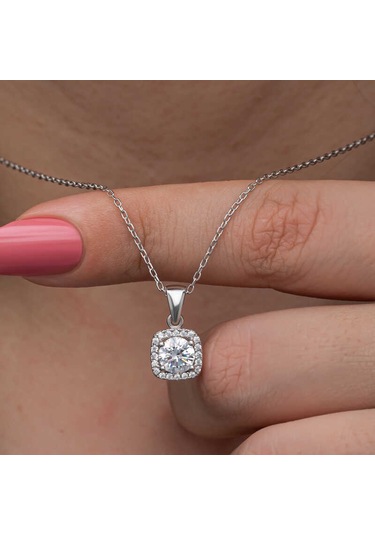 925 Ayar Gümüş Kare Montür Tek Taş Kadın Kolye Gümüş