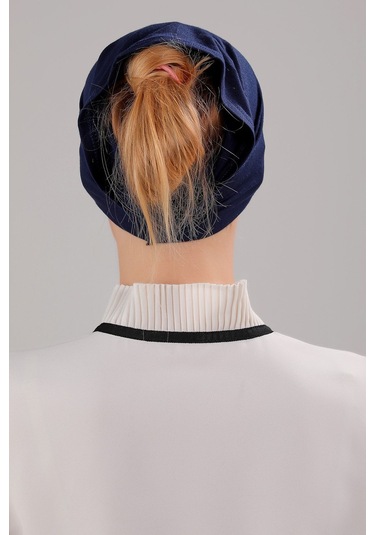 Tesettür Hazır Pratik Geçme Boru Bone Lacivert Laci Lacivert