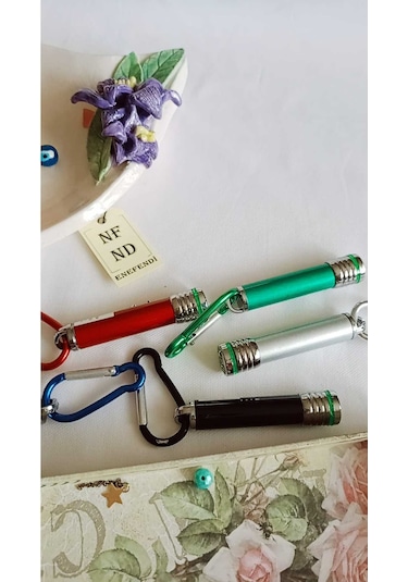 Lazer 3in1 Fener Kırmızı Beyaz Ve Yanıp Sönen Işık, Fener 3 Fonksiyonlu Yeşil Renkli