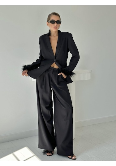 Siyah Kol Ucu Tüylü Ceket - Pantolon Takım Siyah