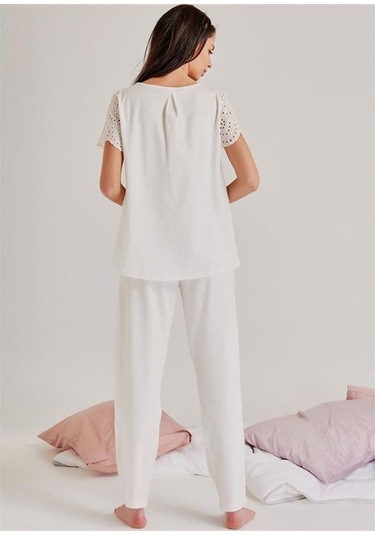 Magic Form 19108 Kendinden Brode Desenli Pijama Takım - Ekru