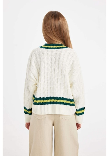 Defacto Kız Çocuk Standart Fit V Yaka Triko Kazak C9669A824WNER233 Ekru