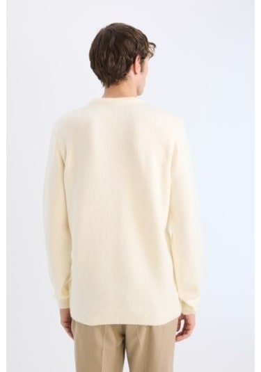 DeFacto Standart Fit Bisiklet Yaka Triko Kazak E1007AX24WNER100 Ekru