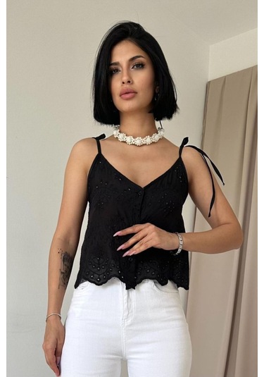 Siyah Bağcıklı Brode Bluz Siyah