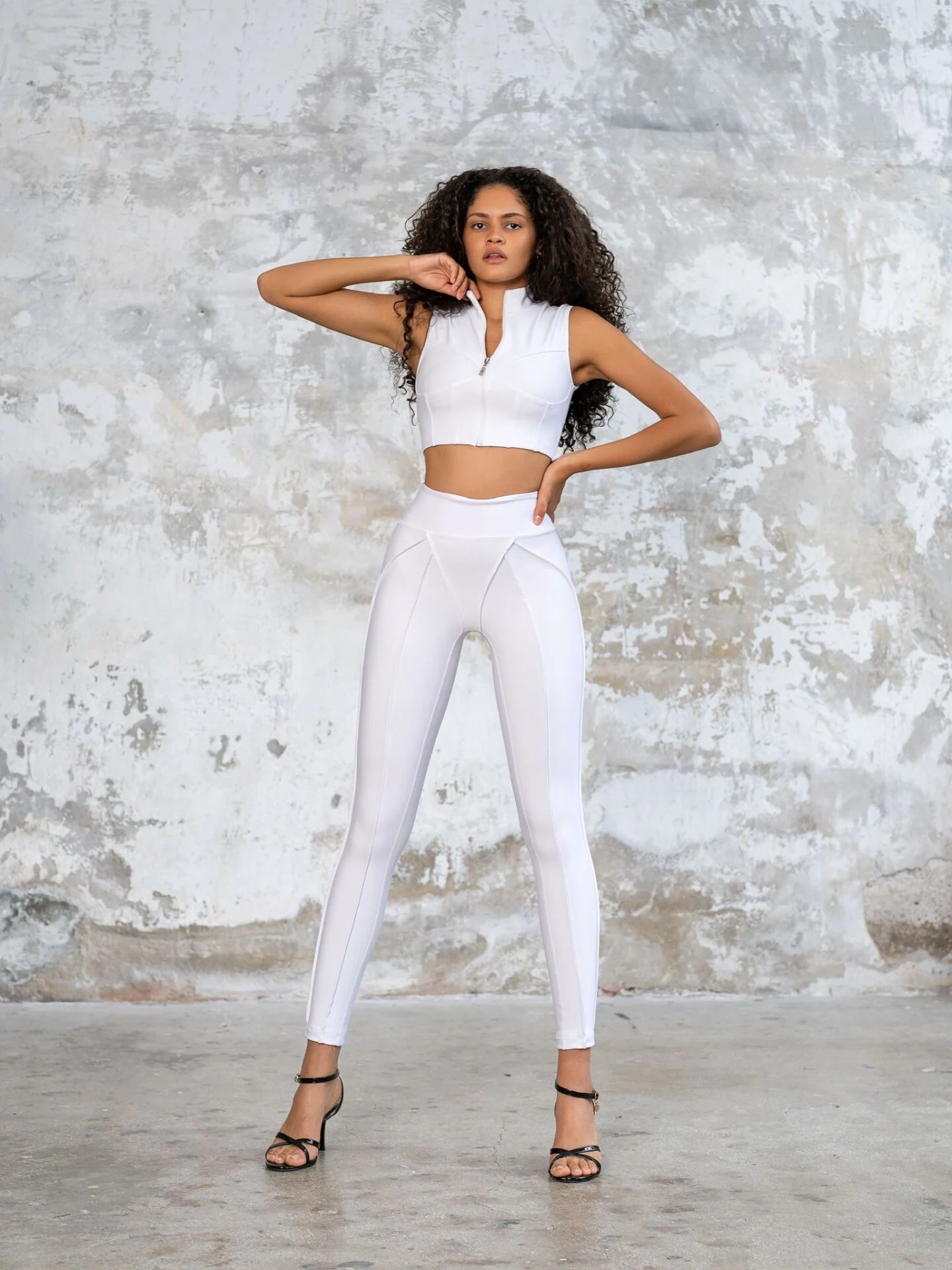 Dikişle Modellenmiş Spor Tayt Beyaz