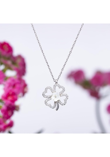 Nagıss Yonca Model Sedef Çiçek Detaylı Zirkon Taşlı 925 Ayar Gümüş Kadın Kolye