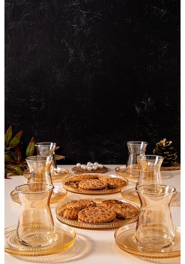 Mest Irem 18 Parça 6 Kişilik Lüsterli Pasta Tabaklı Çay Bardağı Seti 132 Cc - Modern Ve Zarif Lüsterli Diğer