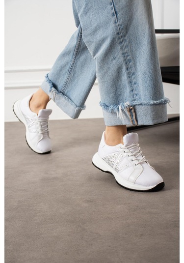 Shoetek Beatriz Kadın Sneakers Yandan Taşlı Bağcıklı Spor Ayakkabı Beyaz Beyaz