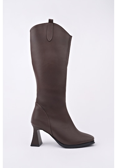 Muggo Astoria Küt Burun Yandan Fermuarlı Topuklu Kadın Çizme Kahverengi