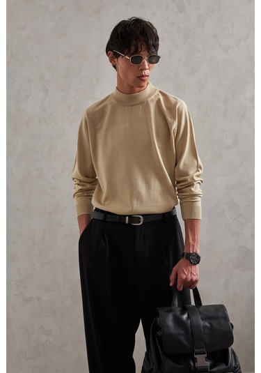 Erkek Yarım Balıkçı Oversize Basıc Triko Kazak Krem