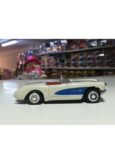 Sunman Klasik Metal Model Araba Chevrolet Corvette 1957 1 : 43 Ö
