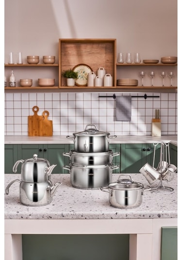 Karaca  Belgrad İndüksiyon Tabanlı 15 Parça Çelik Çeyiz Seti