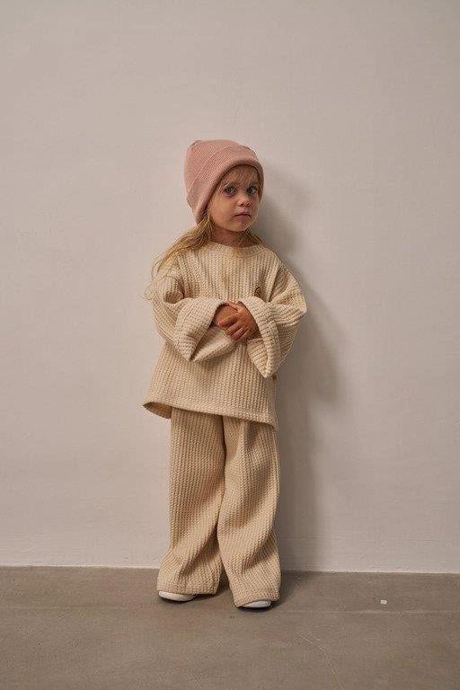 Bej Cookie Nakışlı Dökümlü Alt Üst Takım Bej