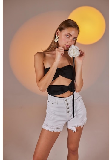 Holly Lolly Yırtık Detaylı Likralı Distressed Jean Şort Beyaz