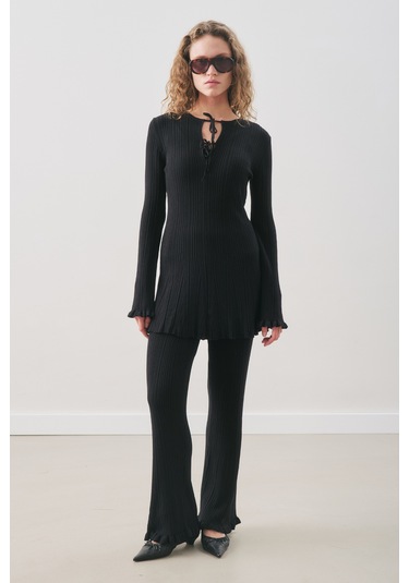 Volanlı Lastik Örgü Tunik Siyah Siyah
