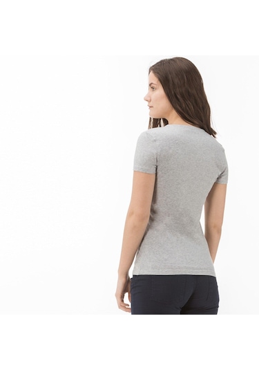Lacoste V Yaka Organik Pamuk Bayan T-shirt Bej - Gri