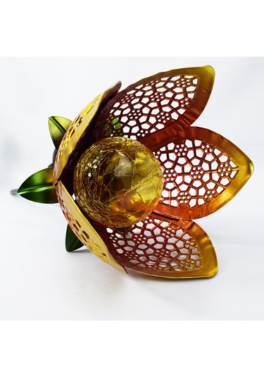 Yifomall Güneş Enerjili Altın Sarı Demir Çelik Delikli Çiçek Desenli Bahçe, Ev Bahçesi Ve Peyzaj Dekorasyonu İçin Dış Mekan Toprak Takılı Led Işık