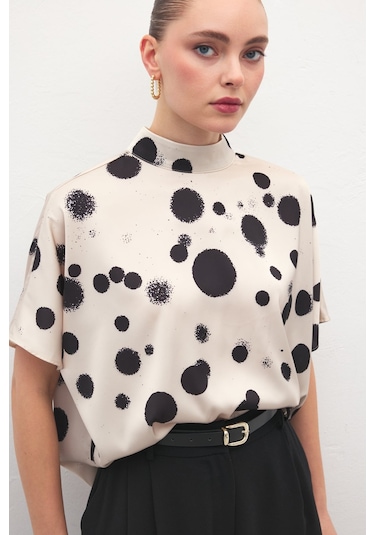 Sateen Yarasa Kol Salaş Bluz - Puanlı Bej-136722 Bej