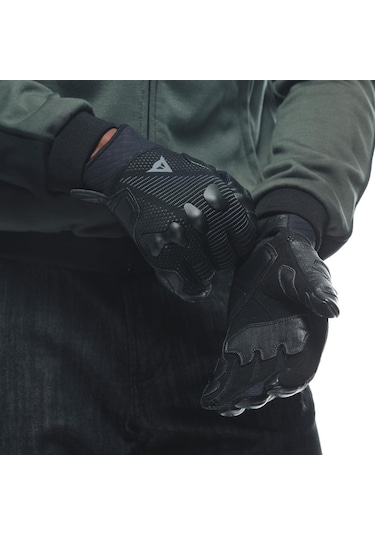 Dainese Unruly Ergo Tek Motosiklet Eldiveni Sİyah