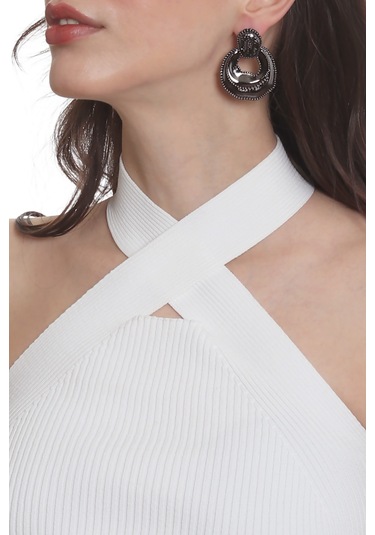 Labalaba Kadın Yaprak Dokulu Çivili Model Çanta Formlu Küpe - Antrasit Antrasit