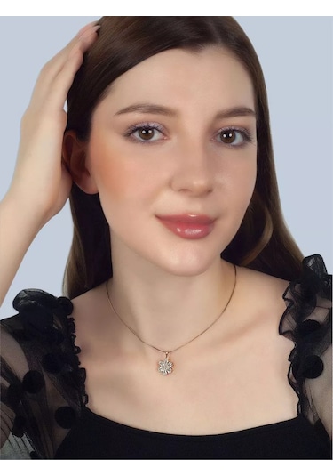 Pavlova Jewelry Eda Yıldız Gümüş Çiçek 925 Kolye 187324407
