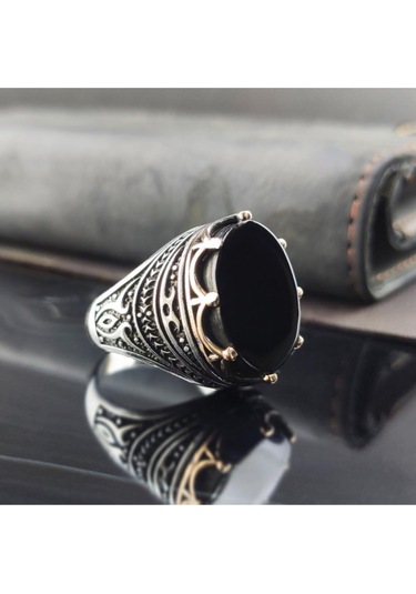Kral Tacı Desenli Siyah Oniks Taşlı Gümüş Erkek Yüzük Gyzgmsugumu