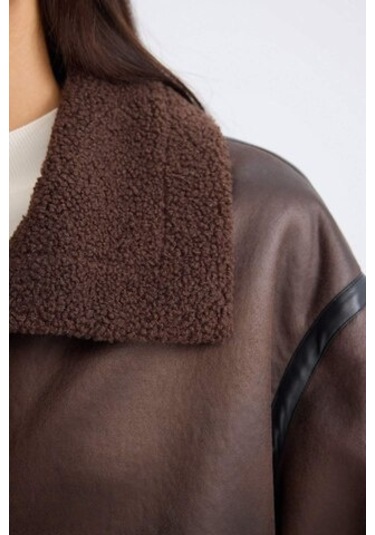 DeFacto Relax Fit Polo Yaka Mont Düğmeli Cepli Mevsimlik Pelüş Astarlı D3994AX24WNBN495