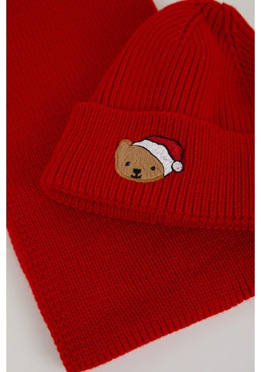 DeFacto Kız Çocuk Yılbaşı Temalı 2'li Takım Triko Atkı Bere C7990A824WNRD1 DeFacto Kız Çocuk Yılbaşı Temalı 2'li Takım Triko Atkı Bere C7990A824WNRD1