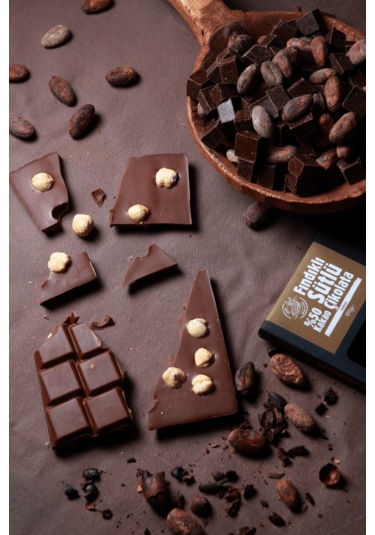 %50 Kakao Fındıklı Sütlü Çikolata 100 G X 2 Adet