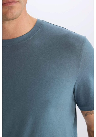 DeFacto %100 Pamuk New Regular Fit Bisiklet Yaka Basic Düz Kısa Kollu Tişört V7699AZ25SPBE576