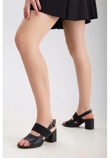 Papuçcity Frzn 02876 6 Cm Kadın Topuklu Sandalet 001