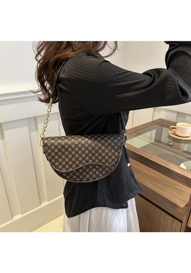 Siyah Yogodlns Kadın Eyer Omuzdan Askili Çanta Taşınabilir Kadın Debriyaj Çanta Çanta Crossbody Çanta Moda Bayanlar Küçük Postacı Çantası Siyah