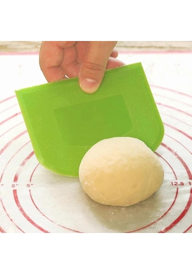 Kullanışlı Fondan Hamur Kazıyıcı Kek Kesici Pasta Pişirme Aracı Beyaz 1 Adet