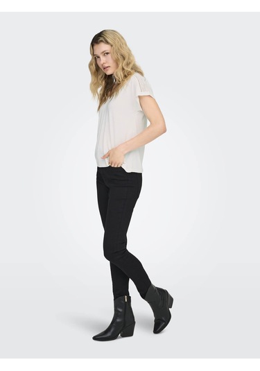 Only Onlfree Lıfe Beyaz Kadın T-shirt 15369294 Beyaz Only Onlfree Lıfe Beyaz Kadın T-shirt 15369294 Beyaz