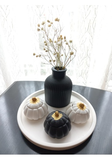 Tabakta 3'lü Mini Balkabağı Vazo Dekoratif Beyaz Siyah Set 03