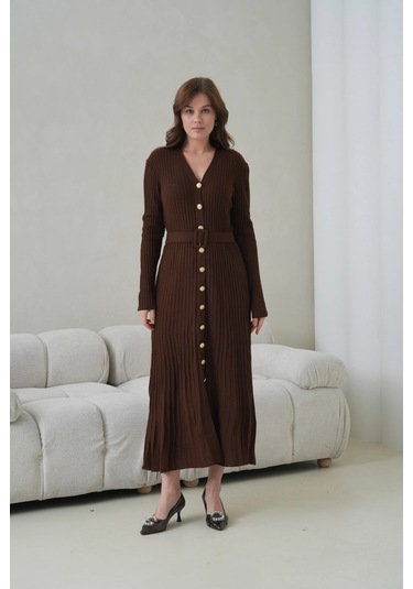 Kadın V Yaka Ful Düğme Kapama Kemer Detay Maksi Boy Fitilli Triko Elbise Kahve