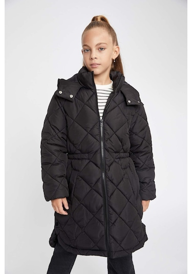 Defacto Kız Çocuk Su İtici Kapüşonlu Kapitoneli Uzun Kaban A0890A823AUBK27 Siyah Defacto Kız Çocuk Su İtici Kapüşonlu Kapitoneli Uzun Kaban A0890A823AUBK27 Siyah