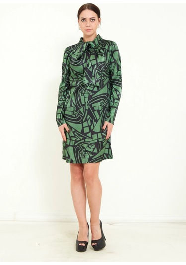 Modatalika Kadın Dijital Desen Baskı Detaylı Kemerli Şal Yaka Şık Mini Elbise Yeşil