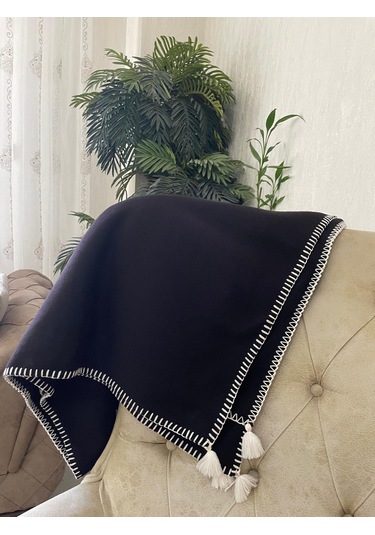 Püsküllü Çoban Dikişli Tek Kişilik Polar Battaniye 150x180 Cm Siyah