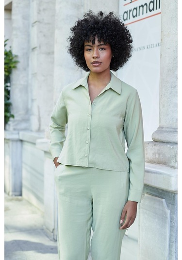 Kadın Likrasız Modal Kumaş Uzun Kol Hafif Kısa Gömlek-yağ Yeşili YAĞ YEŞİLİ