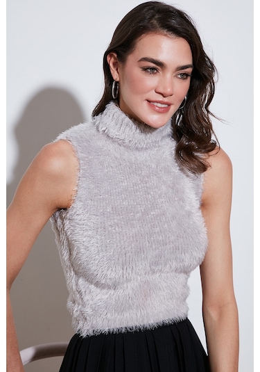Lela Yumuşak Tüylü Slim Fit Balıkçı Yaka Crop Bayan Süveter 4615566 Gri