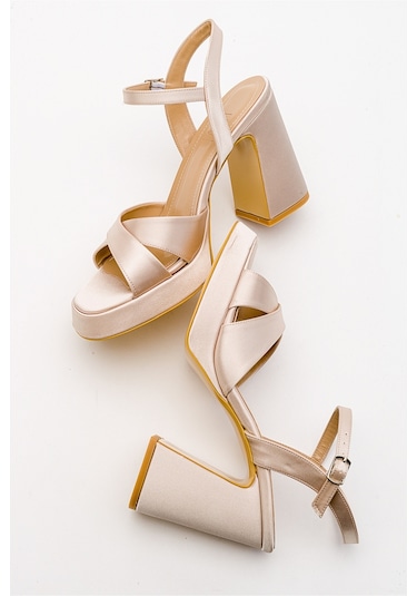 Luvishoes Lello Bej Saten Kadın Topuklu Ayakkabı Bej