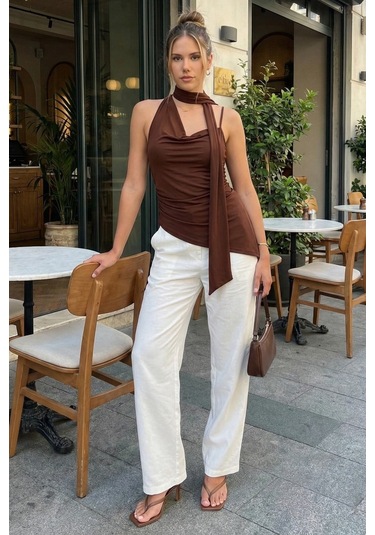 Madmext Kahverengi Degaje Yaka Atkılı Şık Kadın Bluz Mg2650