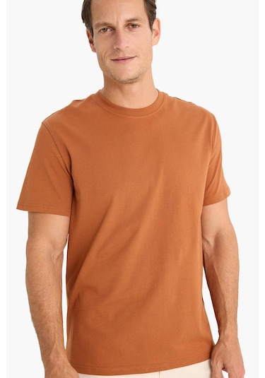 DeFacto %100 Pamuk New Regular Fit Bisiklet Yaka Basic Düz Kısa Kollu Tişört V7699AZ25SPBN407 DeFacto %100 Pamuk New Regular Fit Bisiklet Yaka Basic Düz Kısa Kollu Tişört V7699AZ25SPBN407