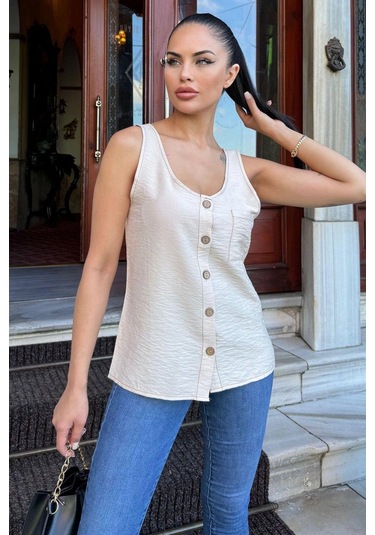 Kadın Bej Yuvarlak Yaka Ve Düğme Detaylı, Kalın Askılı Keten Atlet Bluz Bej