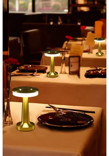 Gold Renkli Dekoratif Dokunmatik Masa Lambası Şarjlı Dim Edilebilir Renkli