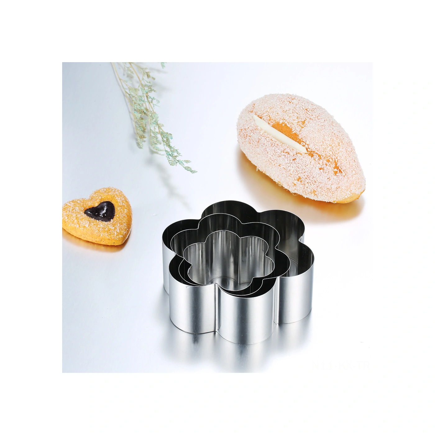 Kangvka 430 Çelik 3'lü Bisküvi Kese Seti - Çiçek/elmas/kare Şekilleri - Hamur Kalıbı, Pastry Ve Omlet Şekillendirici Diğer